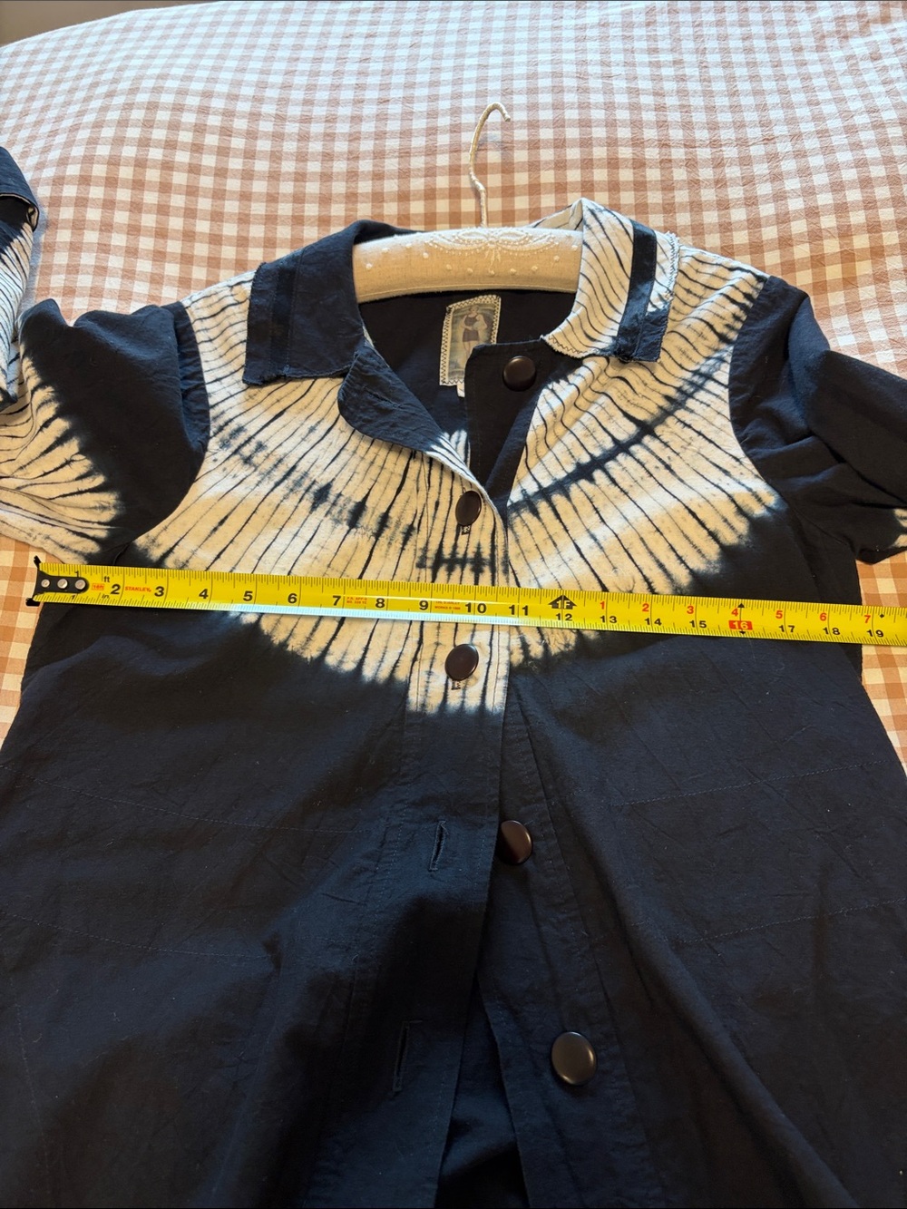 Burning Torch Black and Cream/white Labeled Garment - Picture 5 of 6